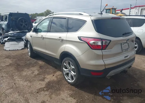 2018 Ford Escape Titanium z USA, uszkodzony, nr VIN 1FMCU9J95JUA53494